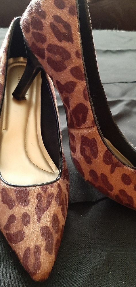 Shoes - Picture 2 of 2